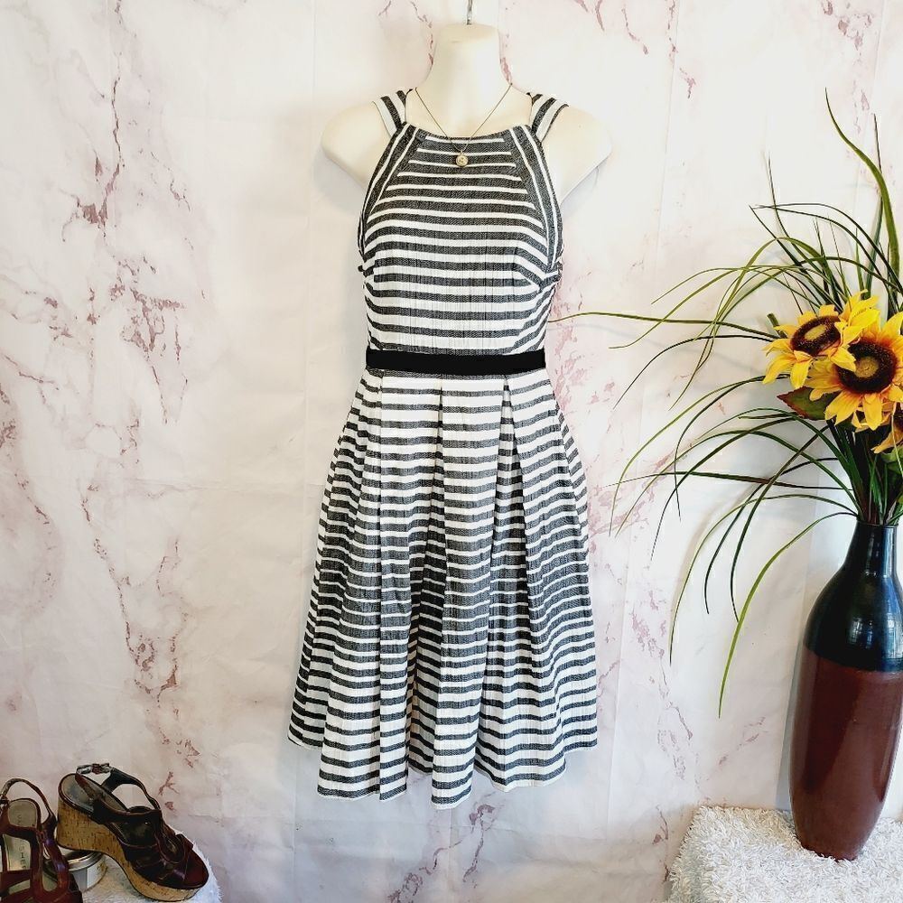 Anthropologie Eva Franco super cute fit and flare dress - Picture 10 of 12